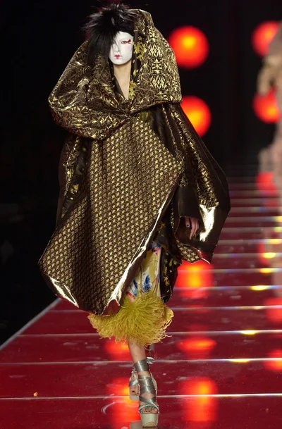 Look 14